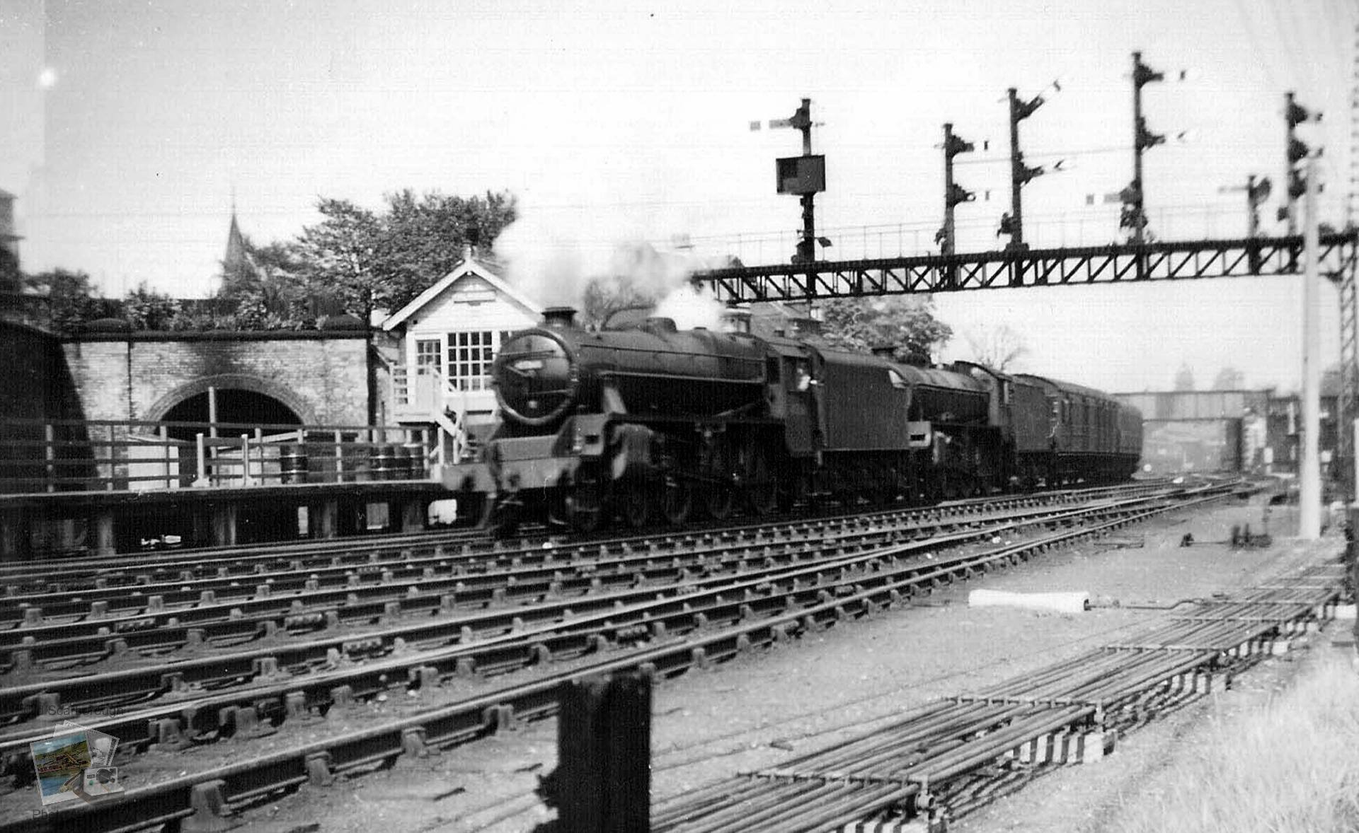 Train Passing Falsgrave Signal Box Old Scarborough Photo Archive